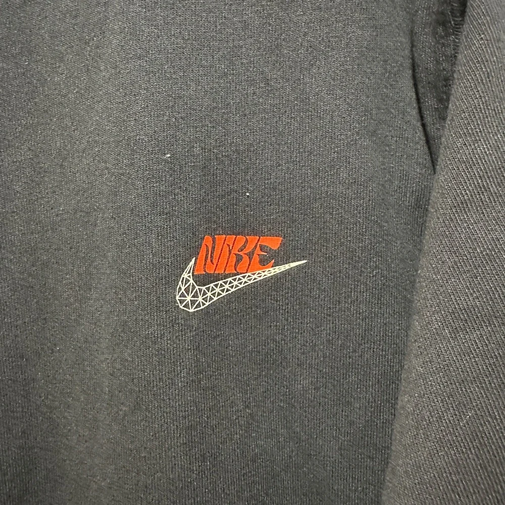 Nike Swooshtopia Graphic Long Sleeve T-Shirt Black Mens Small Loose Fit Cotton